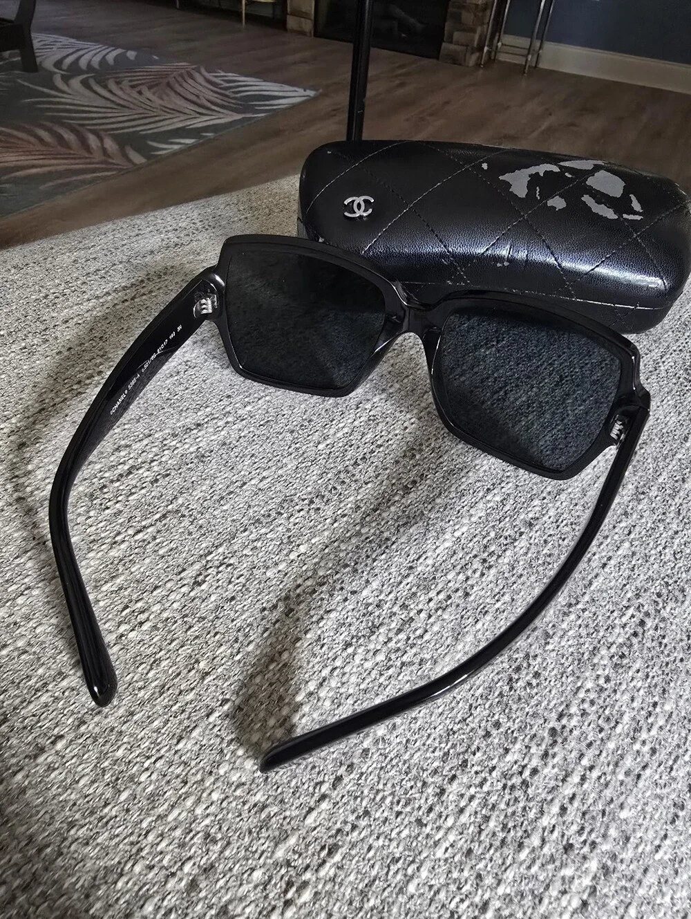 CHANEL bold acetate
